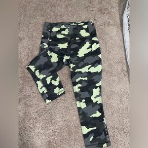 Lululemon Cropped Leggings